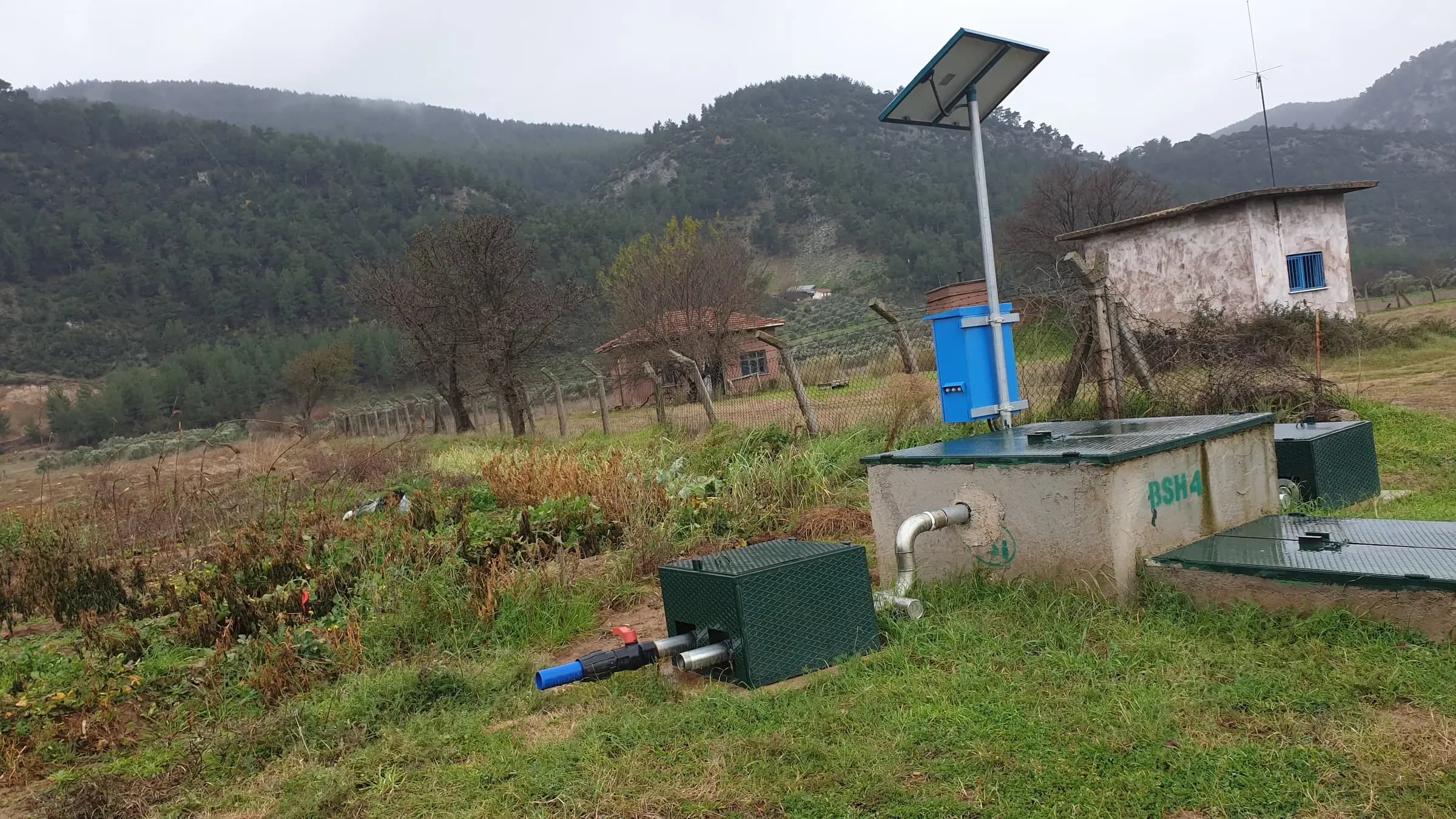 Güneş panelli hidrant otomasyon panosu